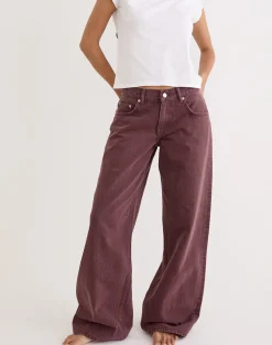 Low Rise Roomy Jeans in Burgundy