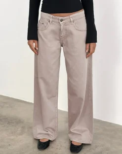 Low Rise Roomy Jeans in Pebble