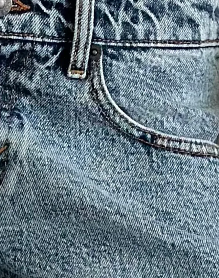 Low Rise Roomy Shorts in Vintage Blue Wash