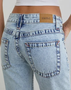 Low Rise Twisted Seam Jeans in 80's Blue Wash