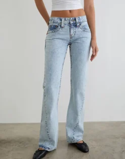 Low Rise Twisted Seam Jeans in 80's Blue Wash