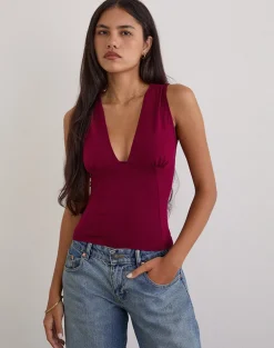 Lynod Plunge Top in Rayon Burgundy