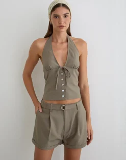 Miluta Short in Tailoring Dark Beige