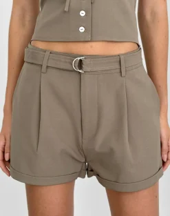 Miluta Short in Tailoring Dark Beige