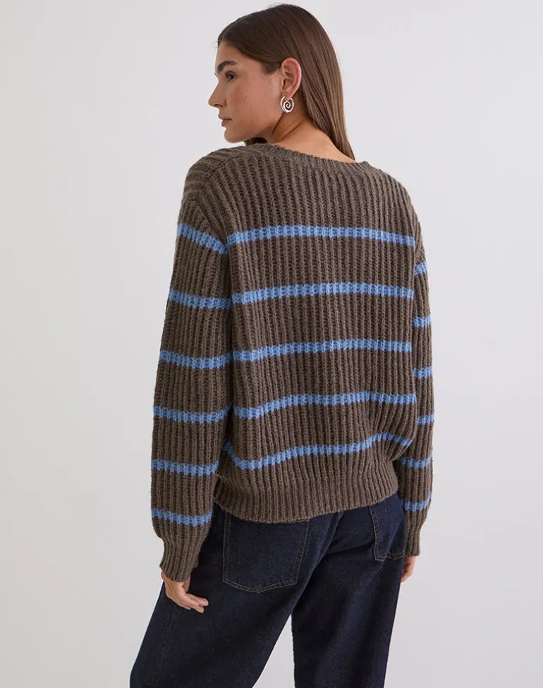 Namirta Jumper in Brown with Blue Stripe