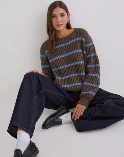 Namirta Jumper in Brown with Blue Stripe