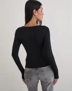 Nique Long Sleeve Top in Thick Rib Black