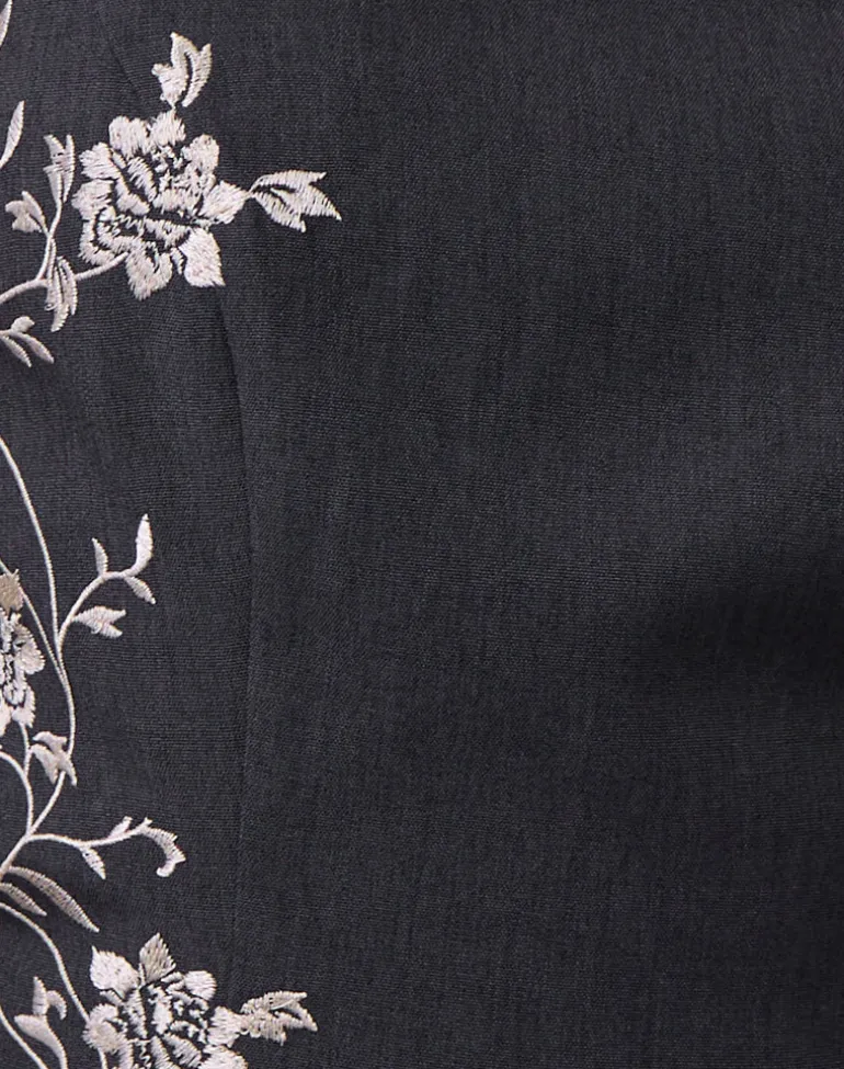 Novin Top in Vine Flower Embroidered Dark Charcoal