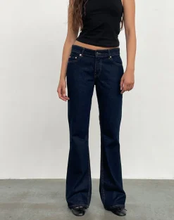 Rigid Low Rise Flare Jeans In Indigo