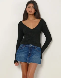 Rinca Bardot Jumper in Rib Knit Black