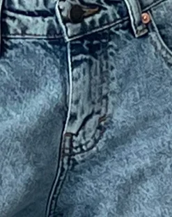 Roomy Extra Wide Low Rise Jeans in Vintage Blue Wash