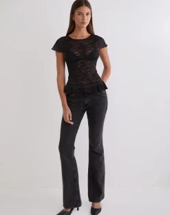 Roselani Ruffle Hem Top in Lace Black