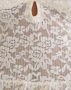 Roselle Keyhole Long Sleeve Top in Lace Ivory