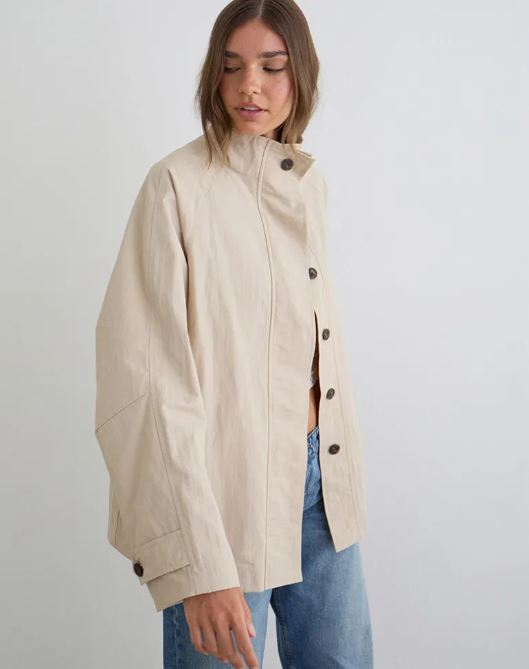 Saipul Oversize Jacket in Beige