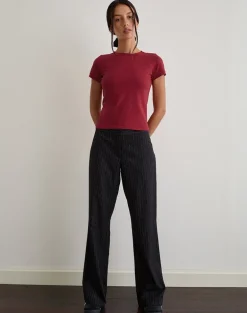 Sutin Tee in Adrenaline Red