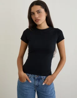 Sutin Tee in Black