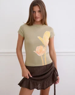 Tiona Tee in Slate Green Blurry Lily Print