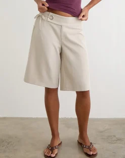 Tora Longline Short with Tie in Tailoring Stone