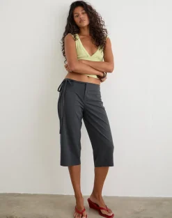 Vimira Capri in Tailoring Liquorice