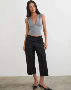 Wamari Capri Trouser in Tailoring Black