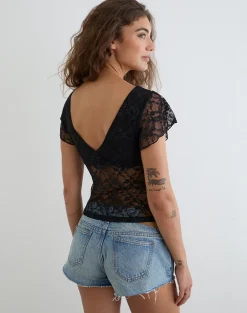 Warita Underbust Top in Lace Black
