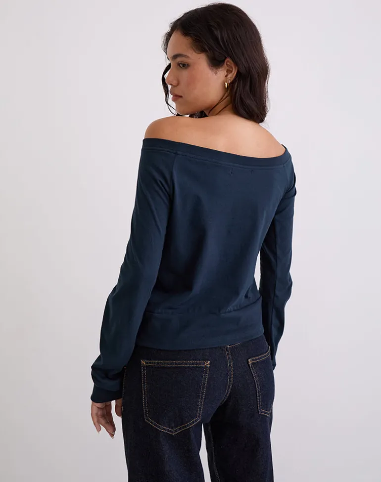 Yacin Slouchy Top in Navy