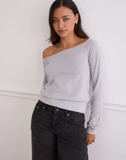 Yacin Slouchy Top in Silver