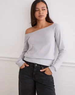 Yacin Slouchy Top in Silver