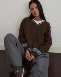 Yarnia Slouchy V-neck Jumper in Brown and Blue