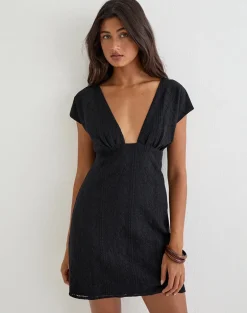 Yenna Plunge Mini Dress in Floral Lace Black