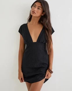 Yenna Plunge Mini Dress in Floral Lace Black