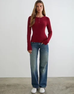 Zinta Long Sleeve Button Up Top in Rib Knit Dark Maroon